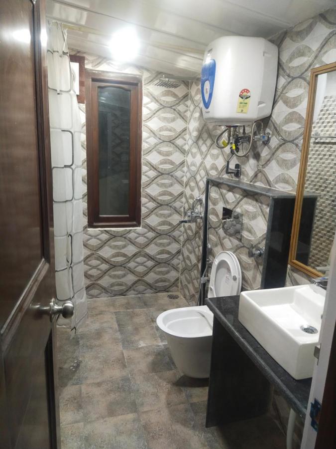 Dhanlaxmi Apartments Shimla Extérieur photo