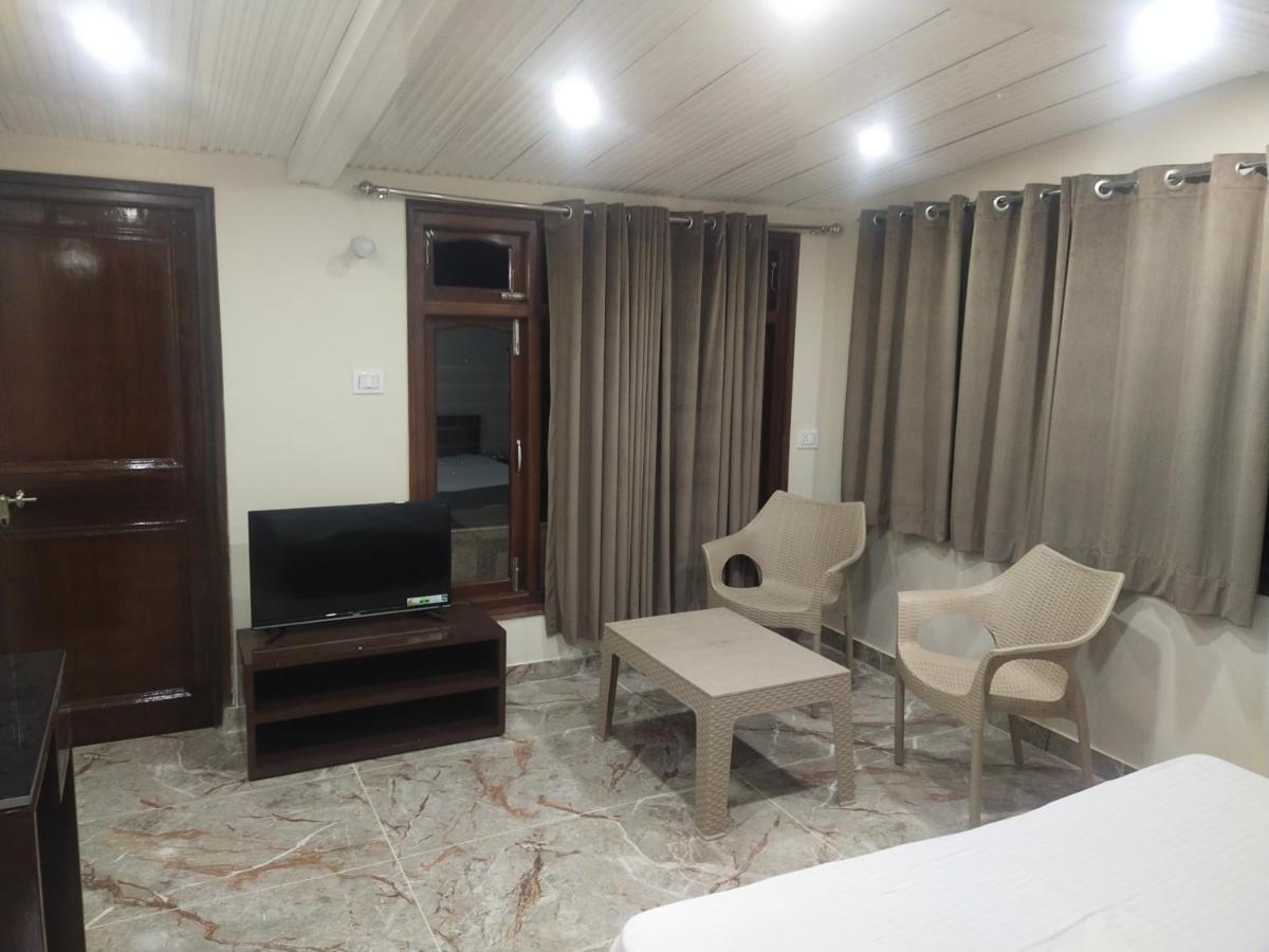 Dhanlaxmi Apartments Shimla Extérieur photo