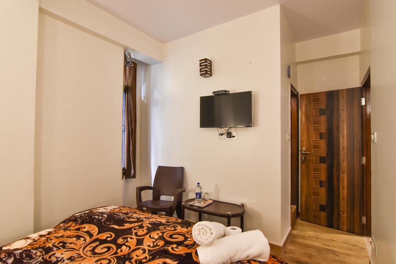 Dhanlaxmi Apartments Shimla Extérieur photo